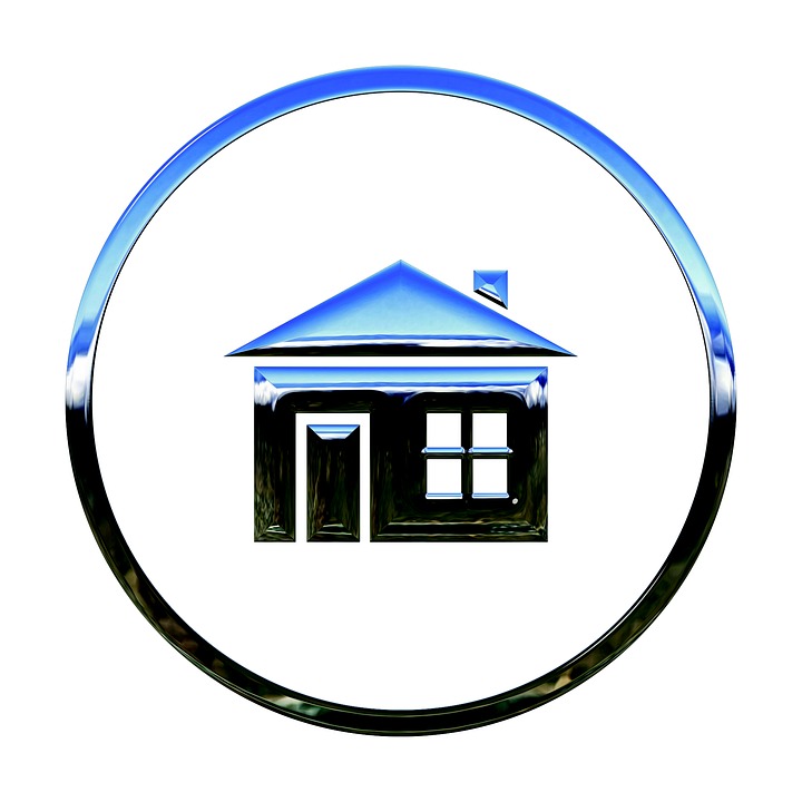 home shaped icon with a circle around it